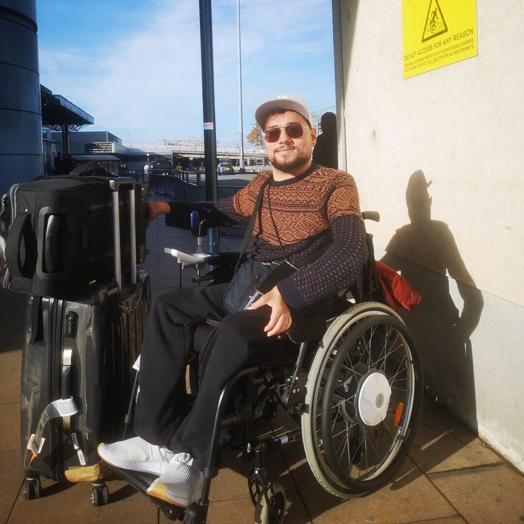 Tunay bei seiner Studienreise in Leeds, England